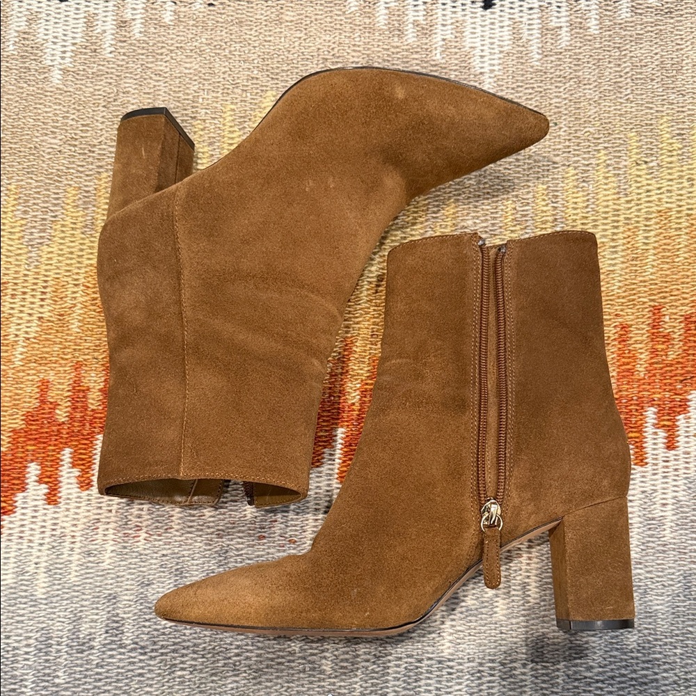 Fab EUC J CREW Suede Booties 7.5